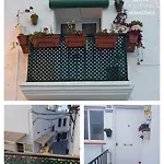 Casa Medina De Alba